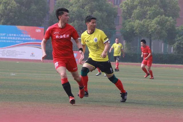布伦特福德3-0战胜切尔西，荣登英超第三名